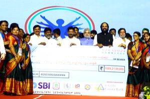 Telangana CM promises to make one crore women millionaires - Vimarsana News
