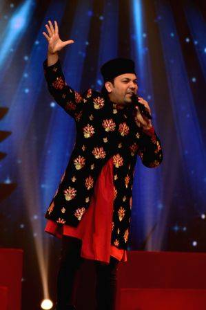 'Tere Vaaste' singer Shadab Faridi to ring in New Year with family - Vimarsana News