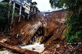 Three killed, 13 injured in landslide in Indonesia - Vimarsana News