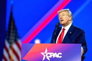 Trump cancels 3 out of 4 weekend rallies due to icy weather - Vimarsana News