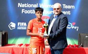 Turkish Women's Cup 2024: Manisha Kalyan adjudged Best Midfielder as India finish runner-up - Vimarsana News