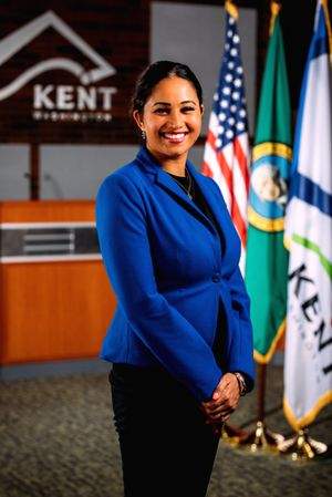 US: Indo-American Satwinder Kaur elected Kent City Council president - Vimarsana News