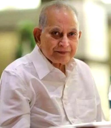 Superstar Krishna: Tollywood loses its trendsetter - Vimarsana News