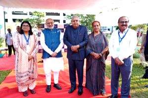 Vice President Jagdeep Dhankhar visits Bharat Biotech in Hyderabad's Genome Valley - Vimarsana News