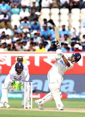 Jaiswal is in a good zone right now to make this innings count, says Zaheer Khan - Vimarsana News