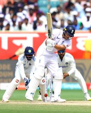 He struggles to pick up pace, says Atherton as he advises Stokes to pick length early against Bumrah - Vimarsana News