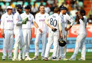Nasser Hussain urges England to avoid 'this is the way we play' mantra - Vimarsana News