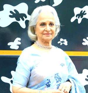Waheeda Rehman donates personal film memorabilia to Film Heritage Foundation - Vimarsana News