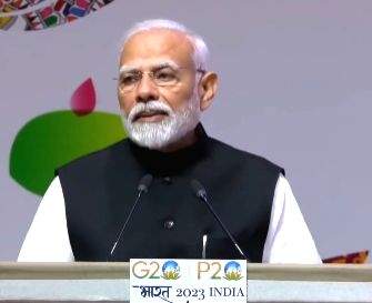 World full of conflict is in no one's interest: PM - Vimarsana News