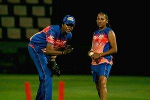 WPL 2024: Shabnim Ismail, Issy Wong join Mumbai Indians camp on Day 7 of camp - Vimarsana News