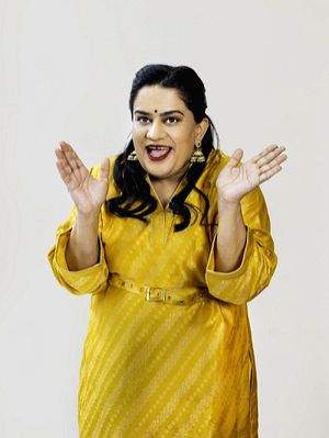 'Zany' Indian-American stand-up comedian Zarna Garg to tour Mumbai, Delhi - Vimarsana News