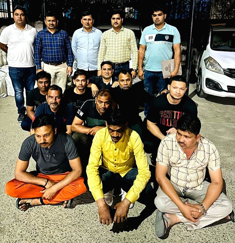 10 held for running gambling racket - Vimarsana News
