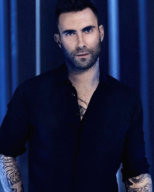 Adam Levine joined by wife at his first live show since cheating scandal (Ld) - Vimarsana News