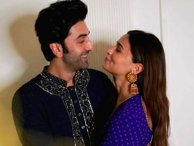 RK Studios lit up amid Ranbir Kapoor and Alia Bhatt's wedding reports - Vimarsana News