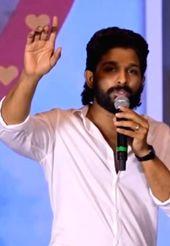 Allu Arjun leaks dialogue from 'Pushpa 2 The Rule', fans can't keep calm - Vimarsana News