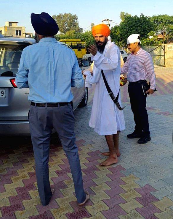 Shift radical preacher Amritpal, others to Punjab jail, pleads mother - Vimarsana News
