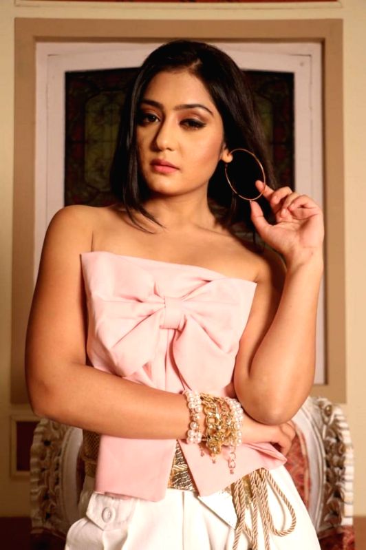 Anjali Tatrari outlines her double role in 'Tere Bina Jiya Jaye Na' - Vimarsana News