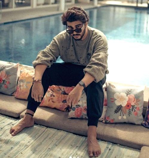 Arjun Kapoor: Feels incredible to have completed 10 years in this cut-throat industry - Vimarsana News