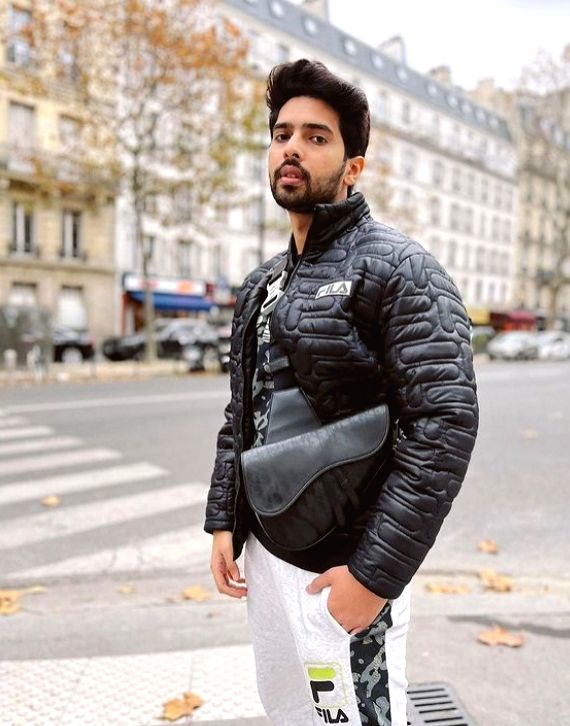 Armaan Malik: I was heavily bullied in school - Vimarsana News
