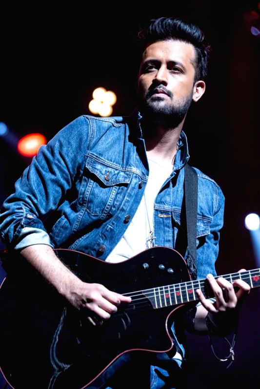 Atif Aslam to perform with Firdaus Orchestra live in concert in Dubai - Vimarsana News