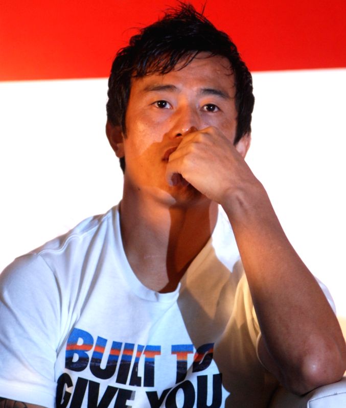 Football legend Bhaichung Bhutia supports Mothers Against Vaping to combat threat of new-age tobacco devices on children - Vimarsana News