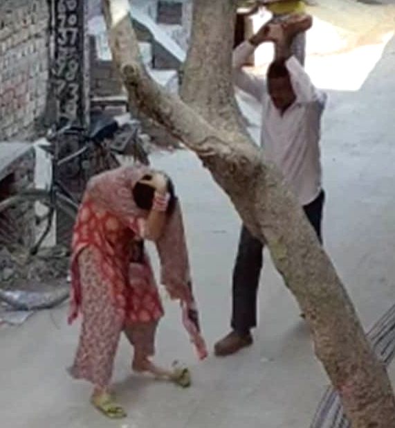 Case against Delhi man for hitting daughter-in-law with brick - Vimarsana News