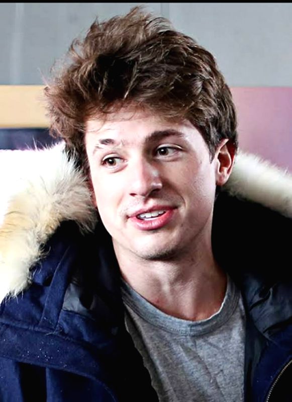 Charlie Puth wants to show fans 'how music is made' during upcoming performance - Vimarsana News