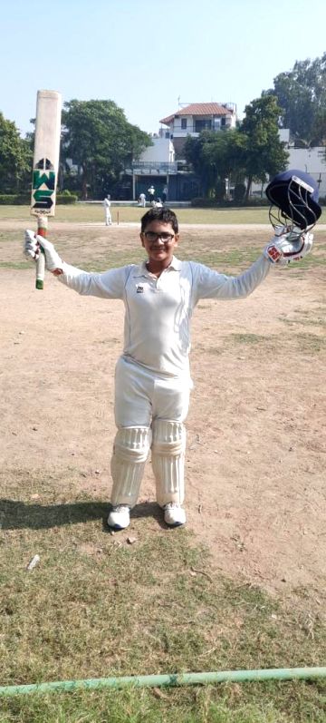 Delhi teenager Mohak smashes triple ton; coaches want to see him in the big league - Vimarsana News