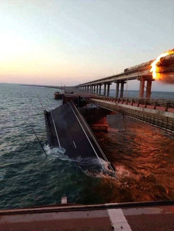 Ukrainian military responsible for Crimean Bridge blast: Russia - Vimarsana News