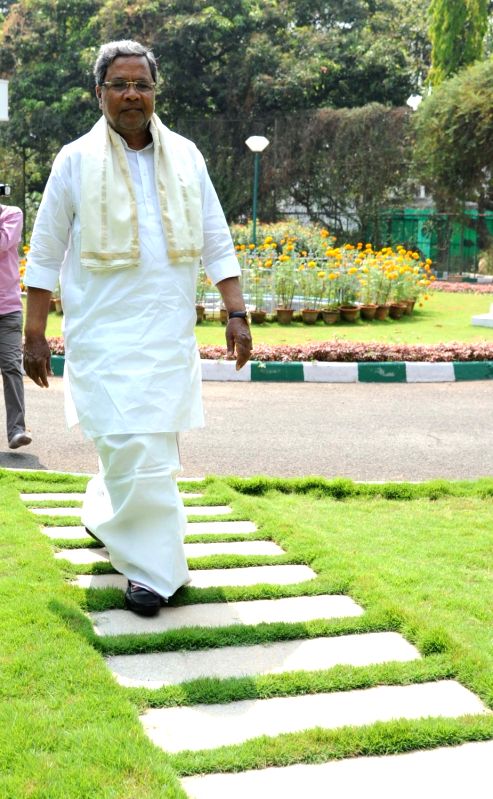Remarks by Shekhawat have hurt K'taka people: Siddaramaiah to PM - Vimarsana News