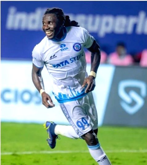 Forward Daniel Chima Chukwu extends contract with Jamshedpur FC - Vimarsana News