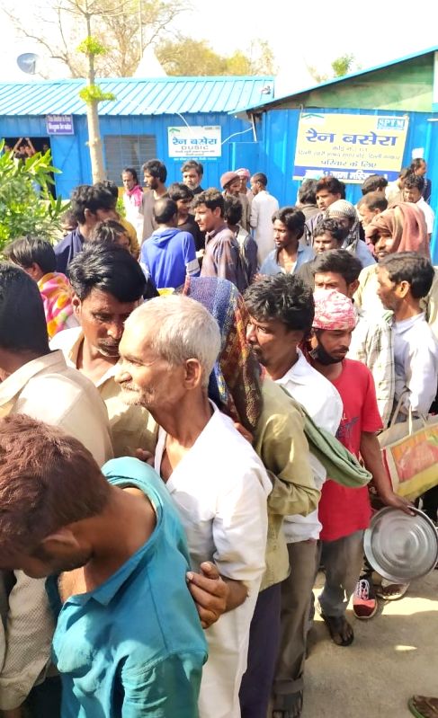 Free cooked food in Delhi night shelters for homeless - Vimarsana News