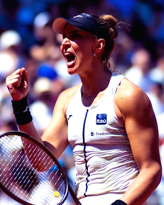 Haddad Maia upsets Jabeur; becomes first Brazilian woman to enter French Open semis in Open Era - Vimarsana News