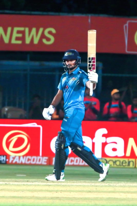 Gulbarga Mystics win thriller against Shivamogga Strikers by 3 wickets - Vimarsana News