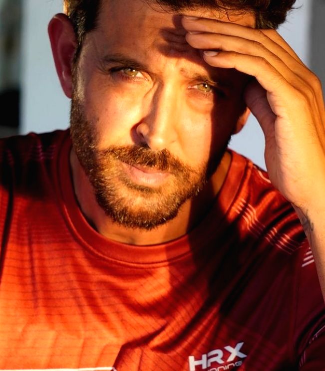Hrithik Roshan confesses missing samosas! - Vimarsana News