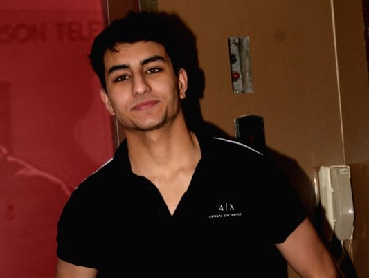Ibrahim Ali Khan gets injured at football ground, Abhishek Bachchan, Aparshakti Khurana part of the game - Vimarsana News