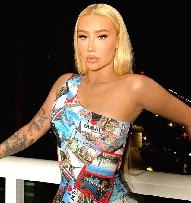 Iggy Azalea snaps at fan commenting on her twerking - Vimarsana News