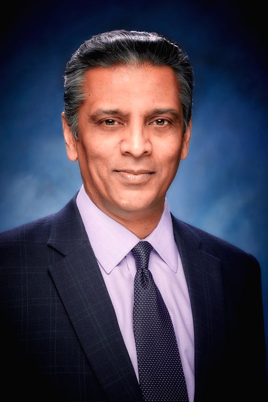Indian-American Raj Subramaniam takes over as FedX President, CEO - Vimarsana News