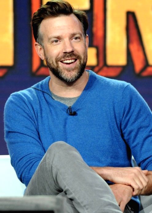 Jason Sudeikis reveals he has a collection of 250 pairs of sneakers - Vimarsana News