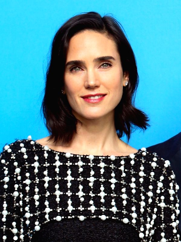 Jennifer Connelly joins Joel Edgerton in sci-fi series 'Dark Matter' - Vimarsana News