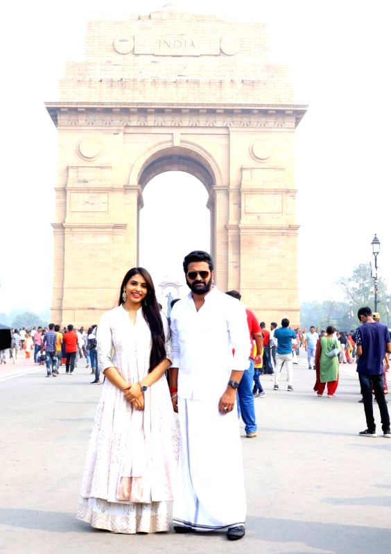 Rishab Shetty promotes 'Kantara' at India Gate - Vimarsana News