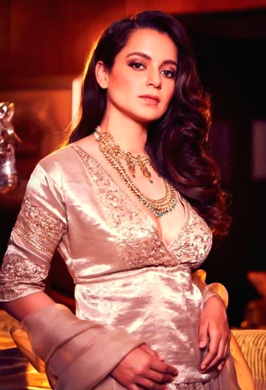 Court tells Mumbai police to file copyright infringement case against Kangana - Vimarsana News