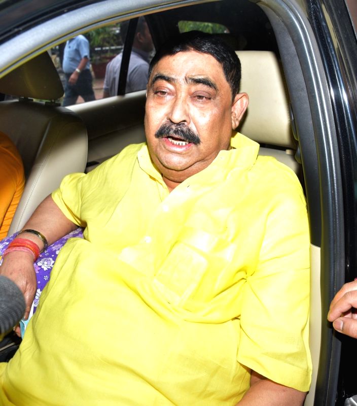 Asked by ruling party MLA to send doctor to Mondal's house: Bolpur hospital superintendent - Vimarsana News