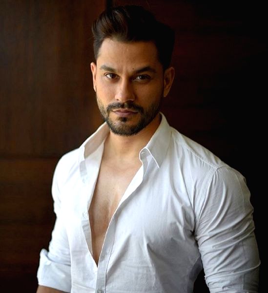 Kunal Kemmu says it's important to break monotony to enjoy work equally - Vimarsana News