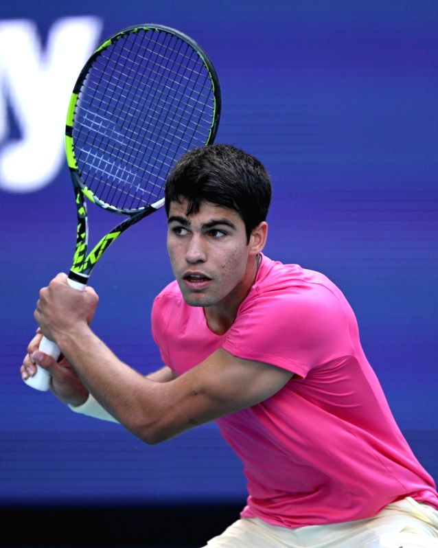 Miami Open: Alcaraz-Fritz, Kvitova-Alexandrova quarterfinals rescheduled due to rain - Vimarsana News