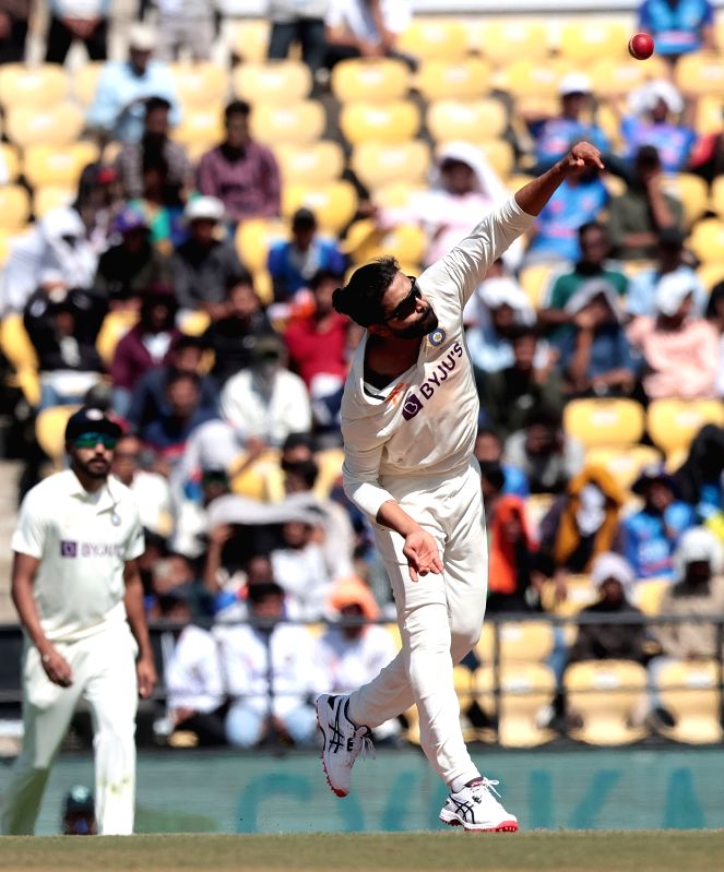 Ravindra Jadeja fined 25% match fee, given one demerit point for applying cream to bowling finger - Vimarsana News