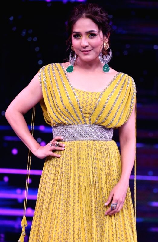 Neeti Mohan credits father for her successful career - Vimarsana News