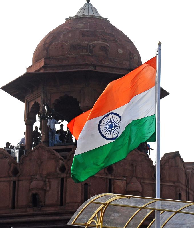 Two women officers to assist PM in unfurling National Flag at Red Fort - Vimarsana News