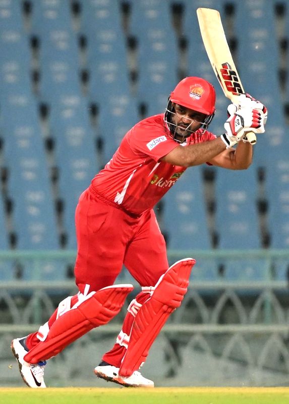 Parthiv Patel powers Gujarat Giants to second win in LLC - Vimarsana News