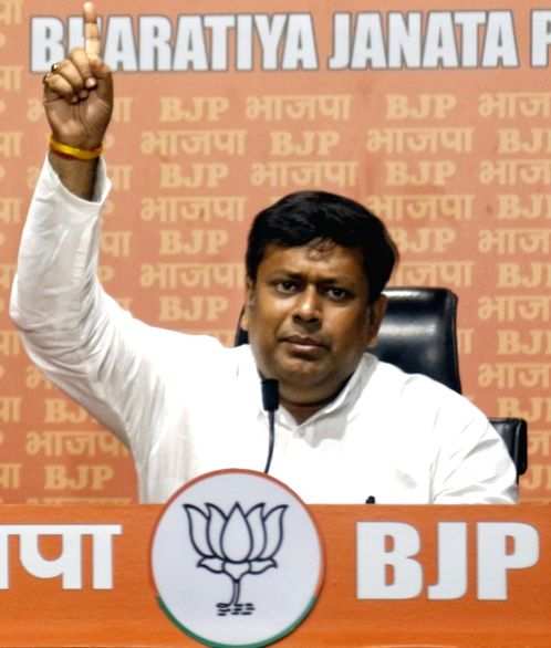 BJP in Bengal sets up 20-member election management committee for LS polls - Vimarsana News